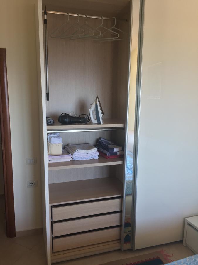 Amphora Apartment Vlorë Buitenkant foto